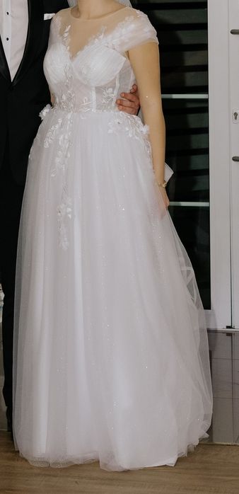 Suknia ślubna raz założona