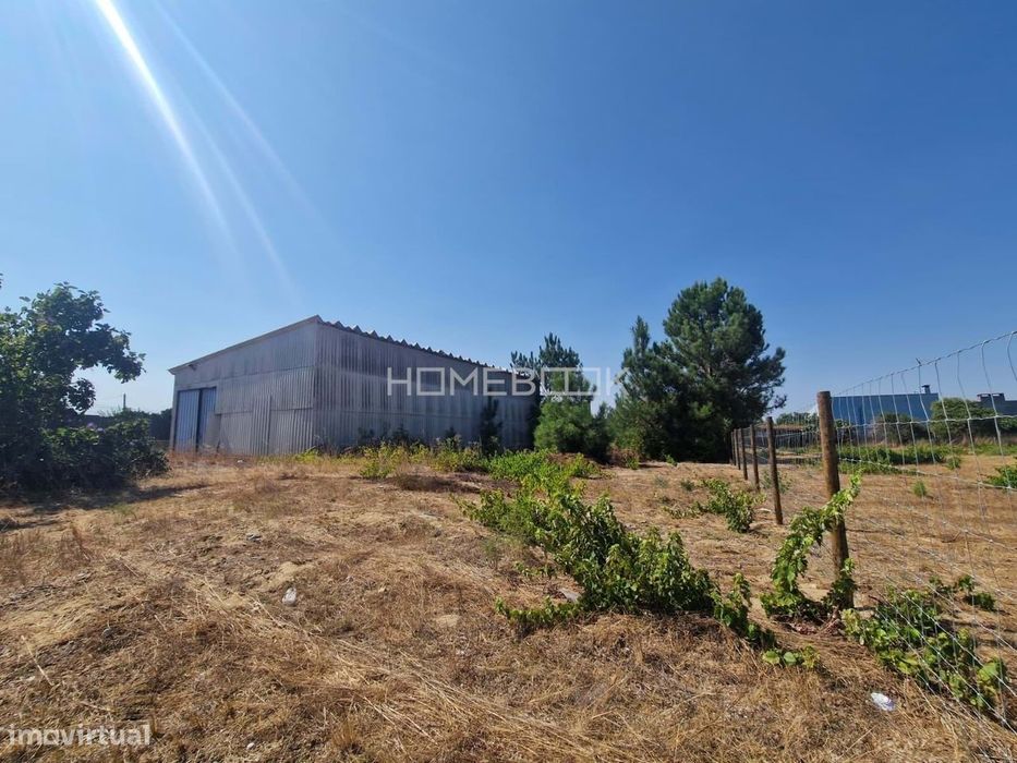 Armazém com 180m2, em Palmela