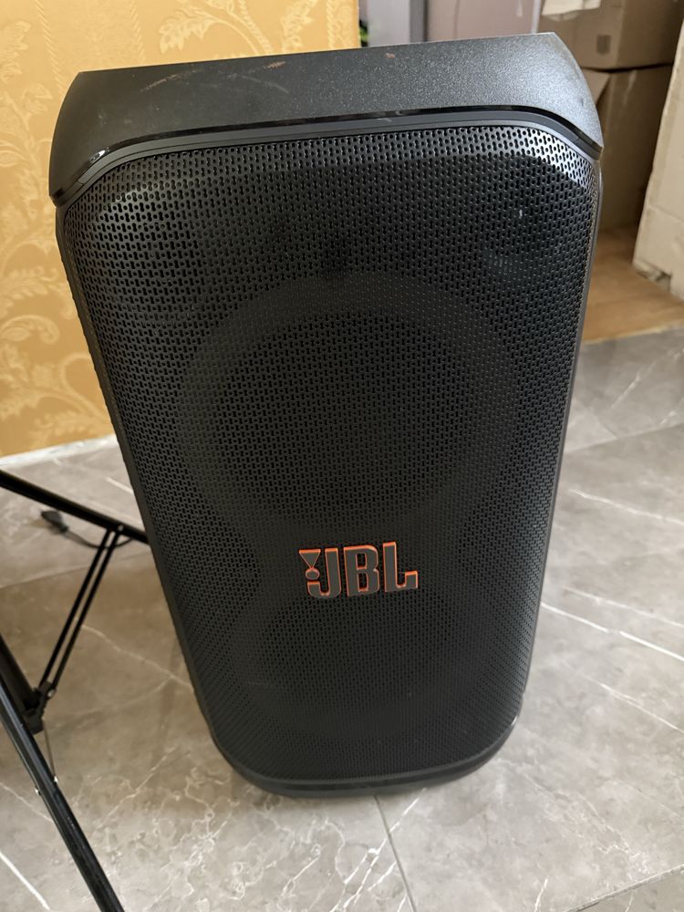 JBL partybox 320