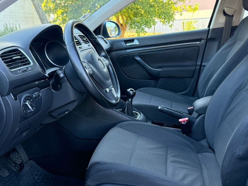 VW Golf Variant 1.6 TDI Nacional