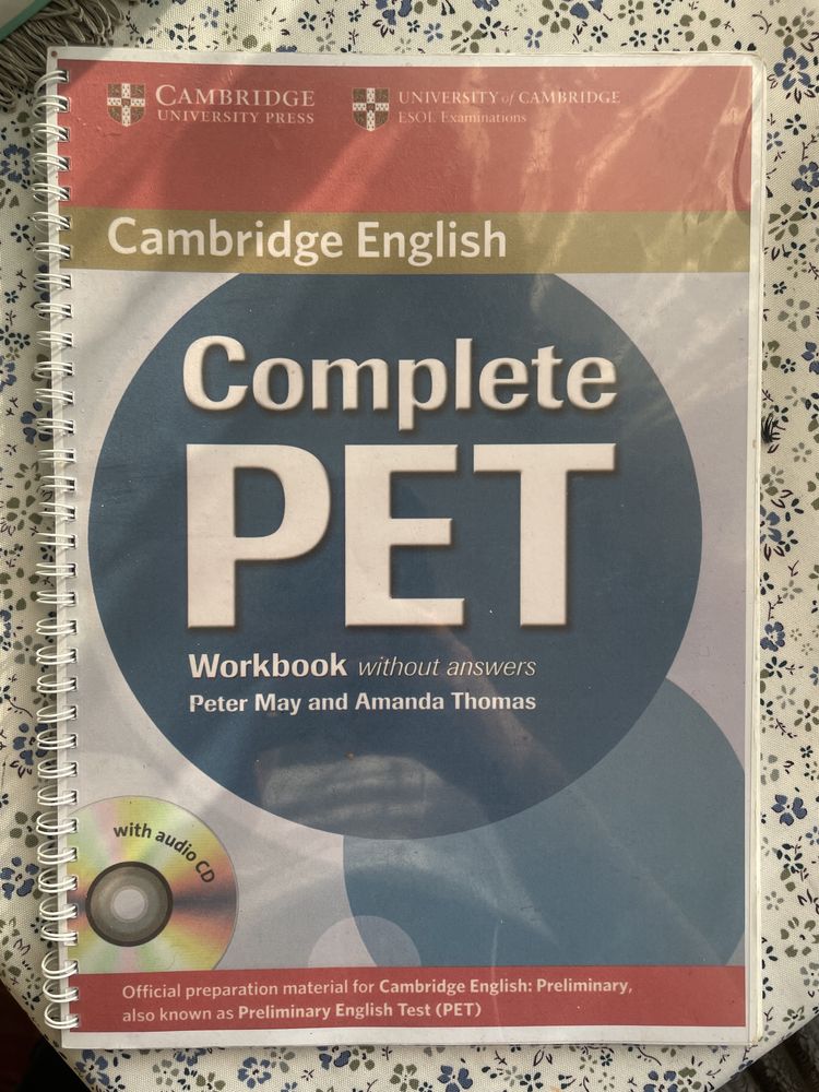 Cambridge Complete PET (Preliminary English Test)