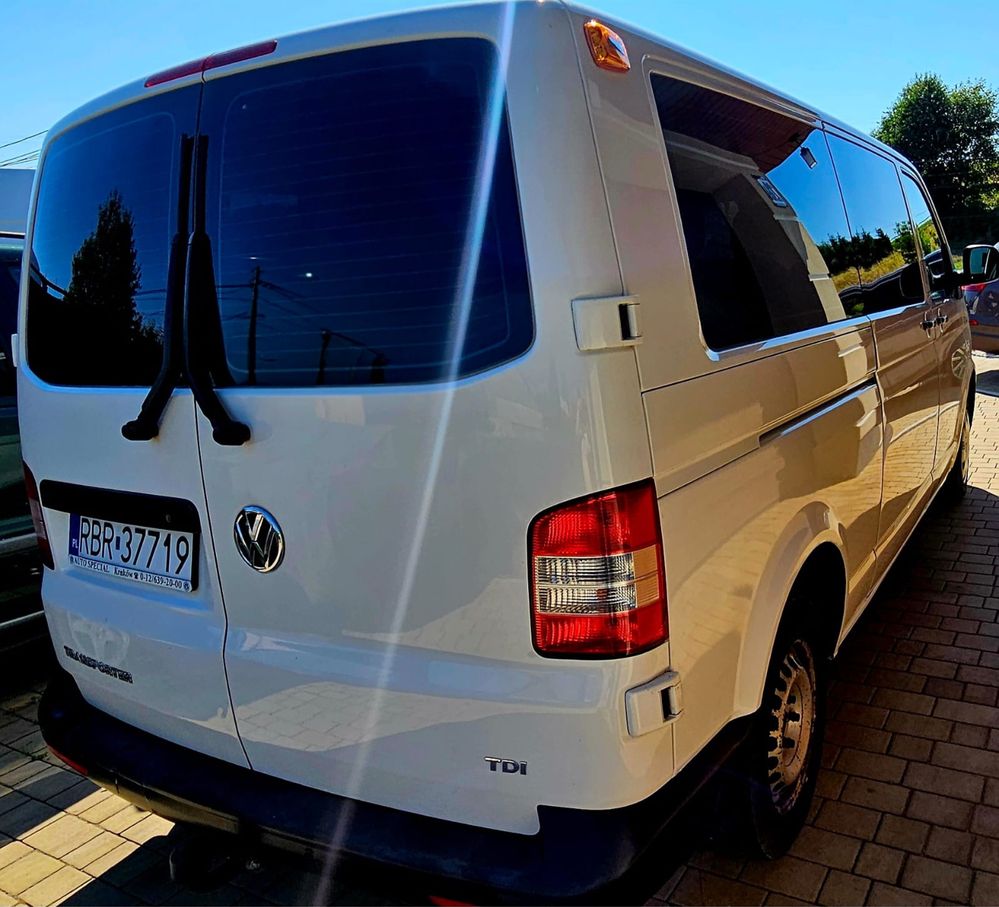 Vw T5 Lift 2.0 TDI long 9 osobowy