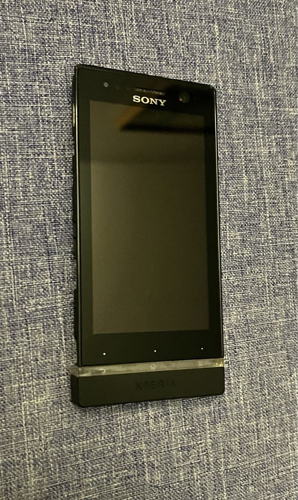 Sony Xperia ST25i 100 % sprawny