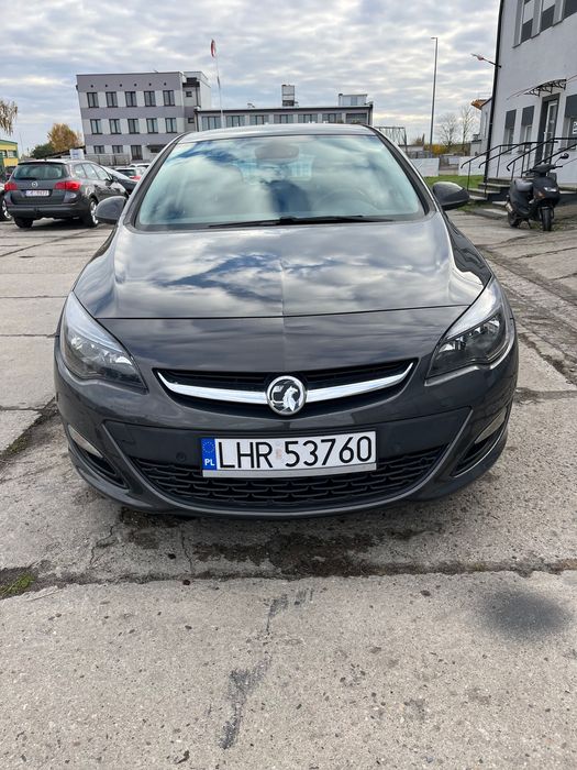 Astra j mały przebieg, okazja