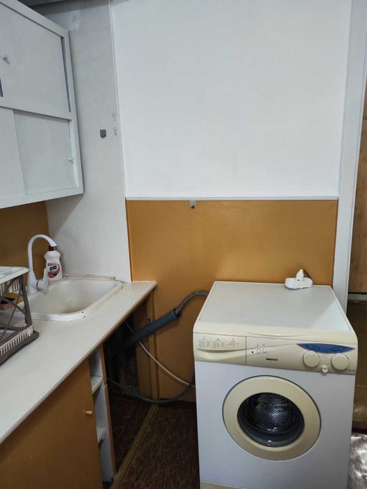 Оренда 2 кімн пр.Миру 6/9,меблі техніка,все поруч,можна з собачкою