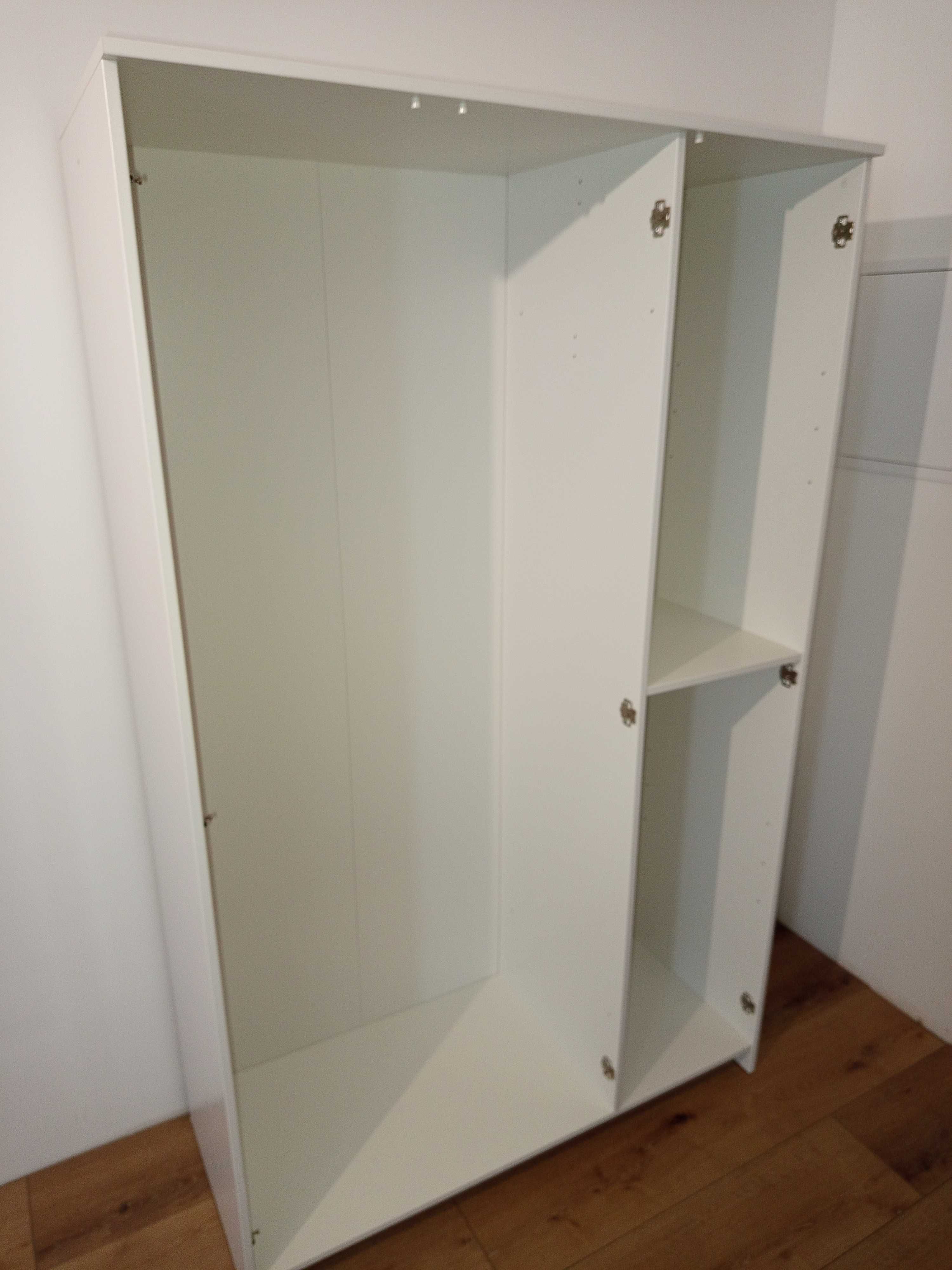 Składanie mebli z paczek.  Szafy,  biurka, komody , DIY
