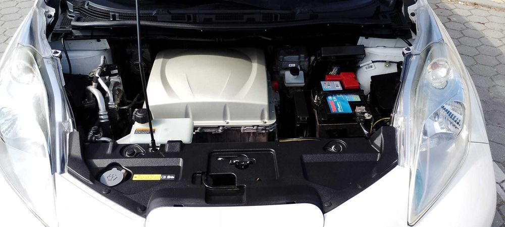 Nissan Leaf 30Kw versão connecta