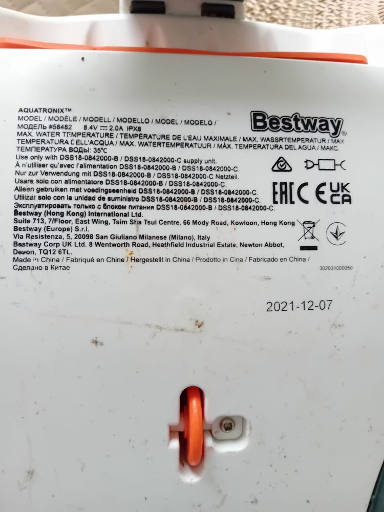 Robot czyszczący do basenów Bestway FLOWCLEAR AQUATRONIX 58482