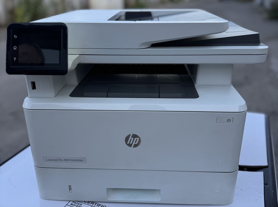 HP LaserJet Pro M426fdn в дуже гарному стані!
