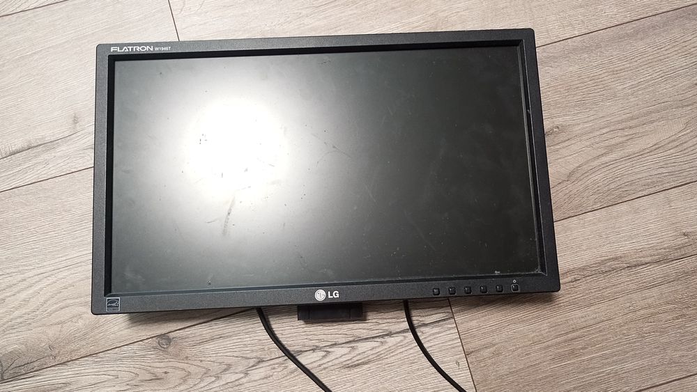 Хороший простенький монік