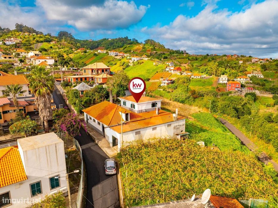 Investimento S. Jorge: T2 + Opção Comércio ou Apartamentos