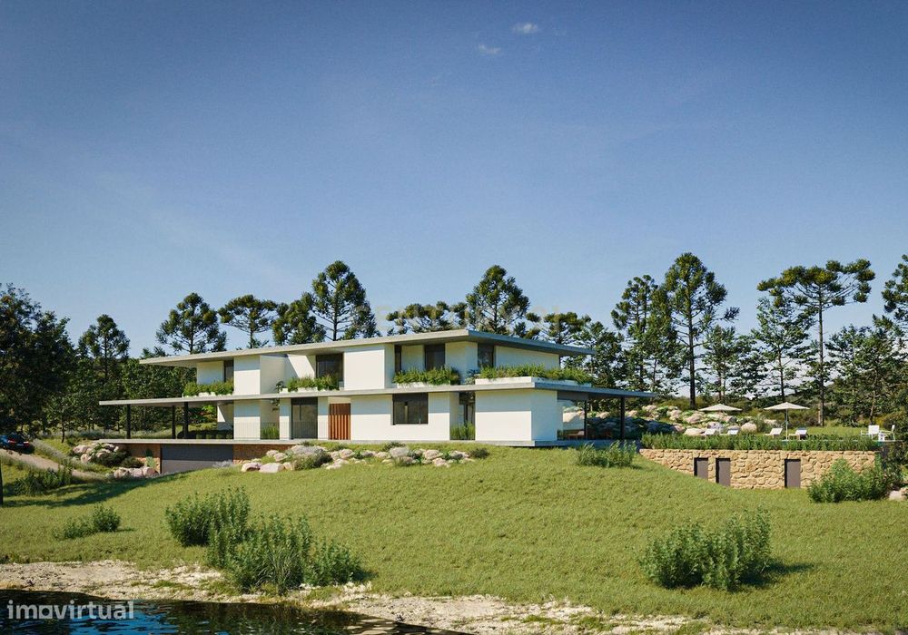 Terreno com projecto aprovado - Belas Clube de Campo
