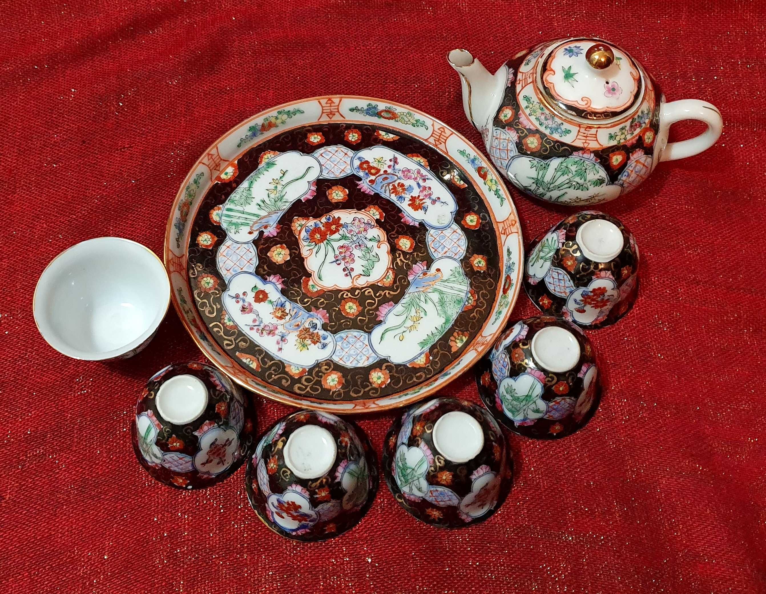 Porcelanowy zestaw do herbaty. 6 mini czarek. Ręcznie malowany. Chiny.