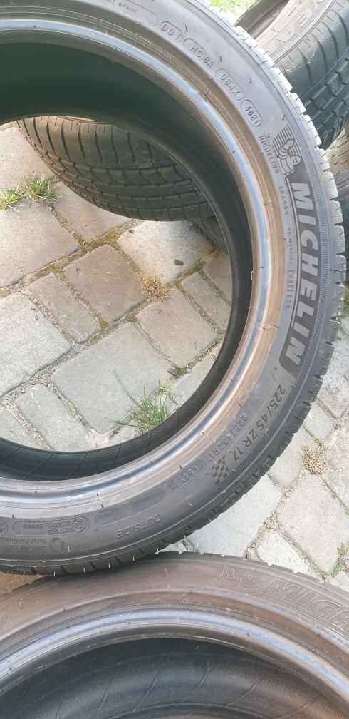 ZR17 225 45 Michelin рік 21 і 13 polot Sport 3 7.5мм і 5мм 205 50 245