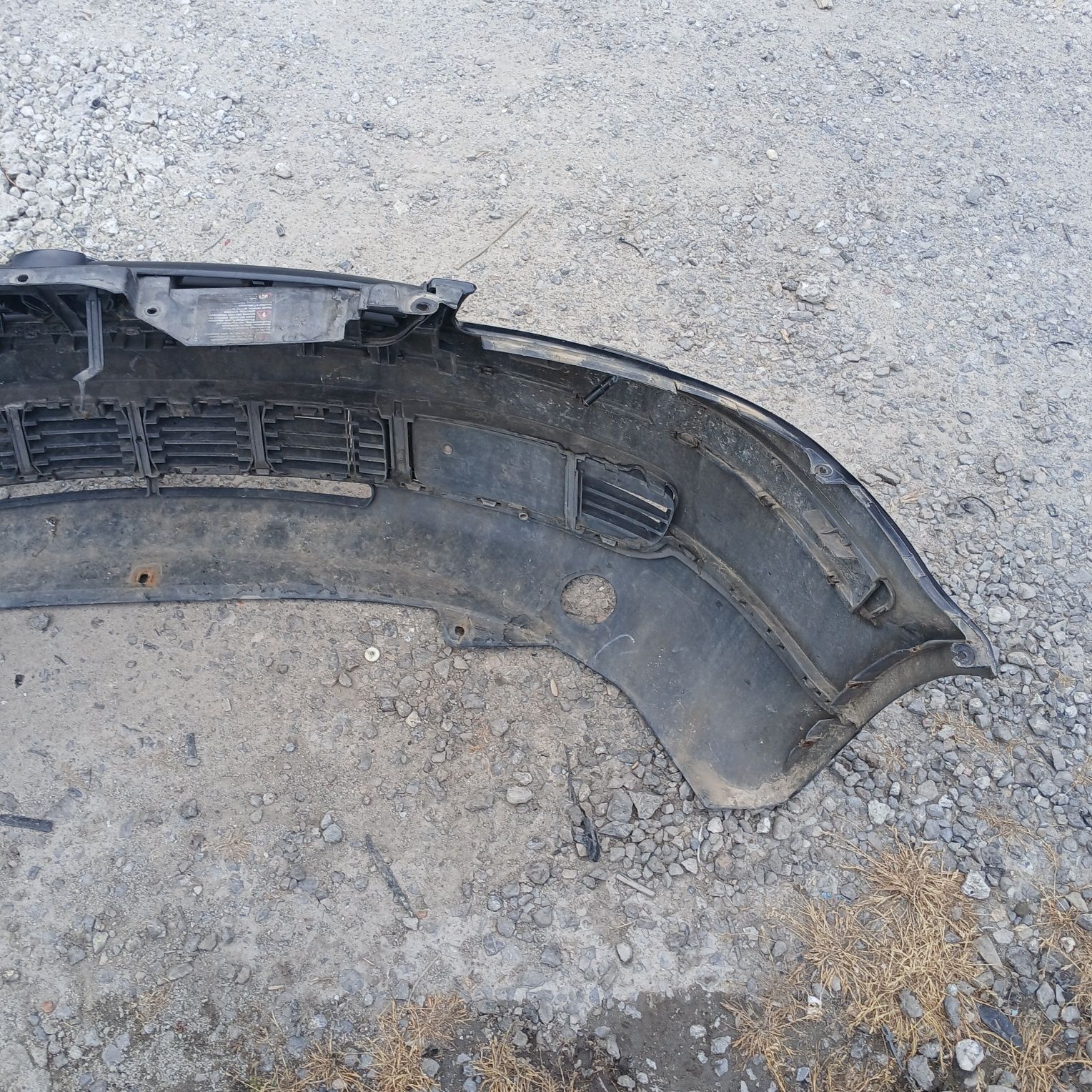Zderzak przedni VW Passat b5 czarny xenon