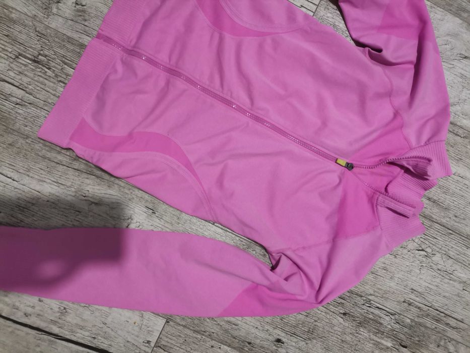 Sportowa bluza bezszwowa na zamek