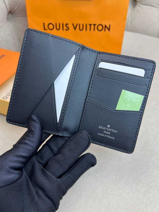 Кожаный кардхолдер Louis Vuitton визитница кошелек Луи Виттон k424