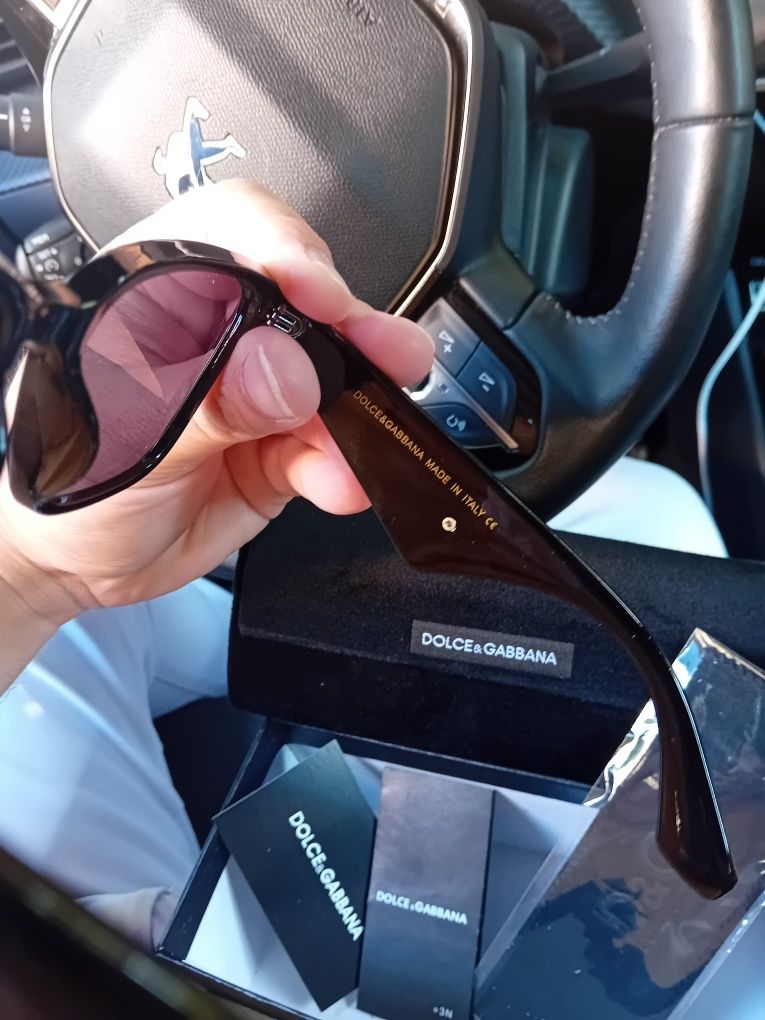 Oculos D&G novos