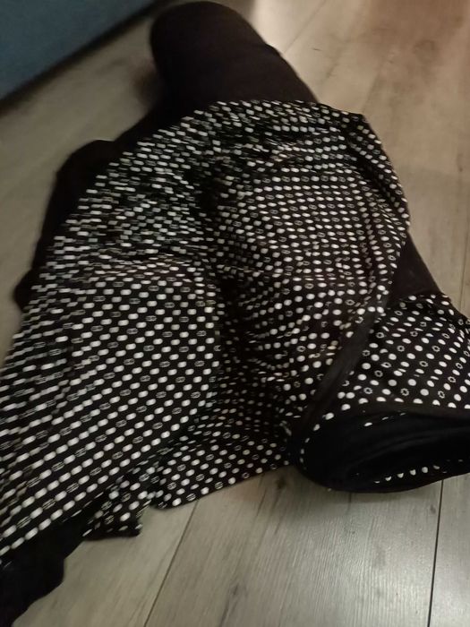 5 Tkanina materiał dzianina czarna w białe groszki kupon 10 m