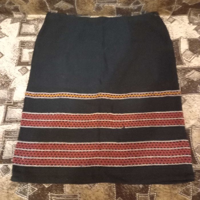 Вишита спідниця.