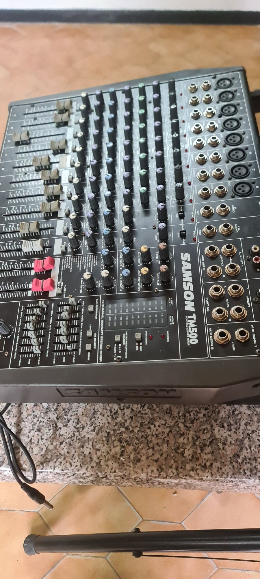 Equipamento de som