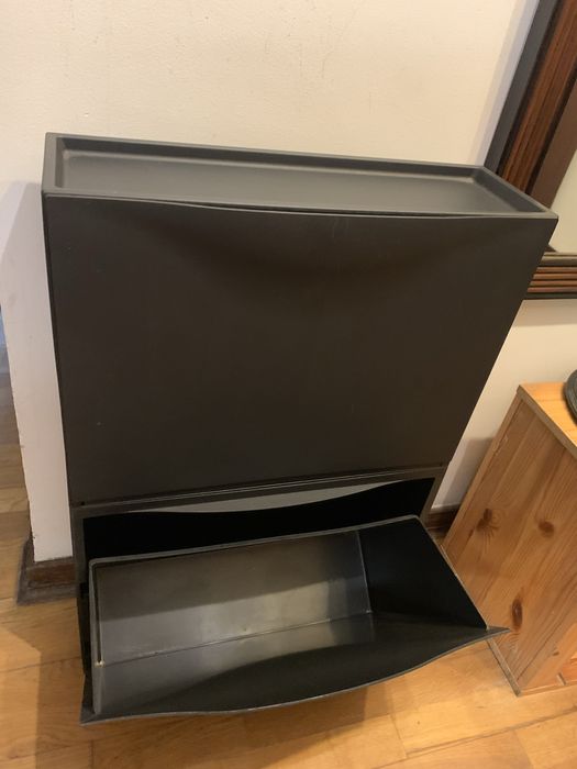 Sapateira ikea Trone