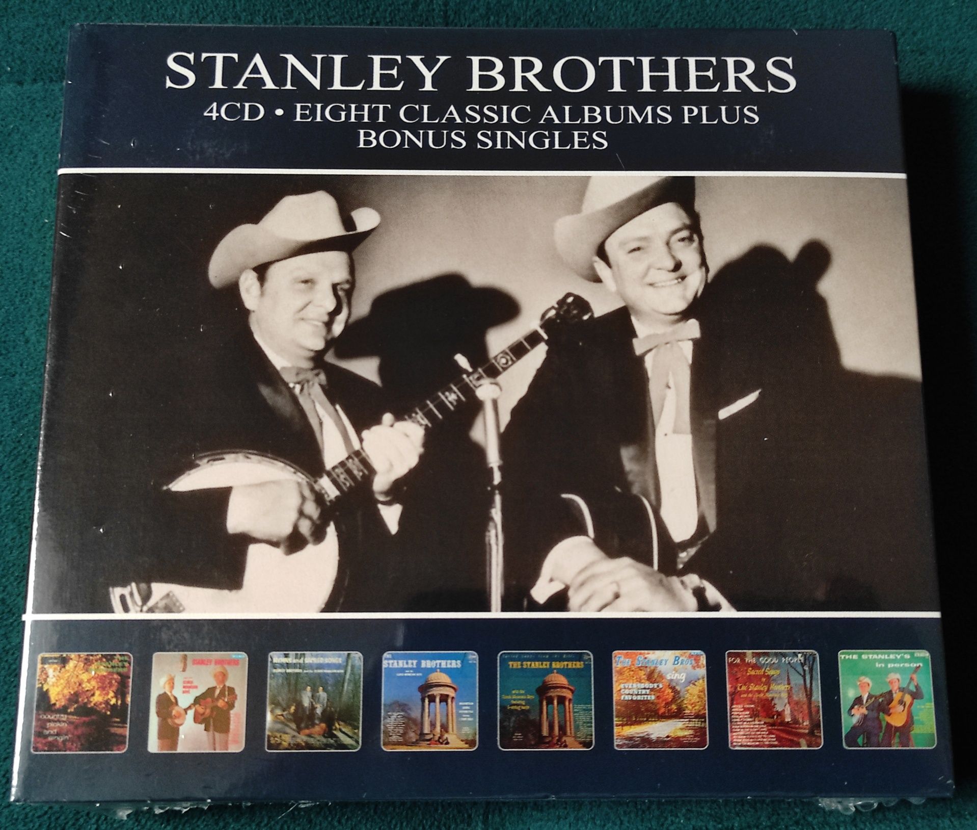 Stanley Brothers - Eight Classic Albums Plus Bonus Singles 4CD Boxset