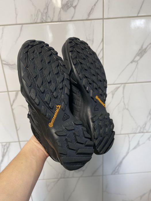 Кросівки чоловічі Adidas Terrex Swift R2 Gore-Tex 42, Оригінал 100%