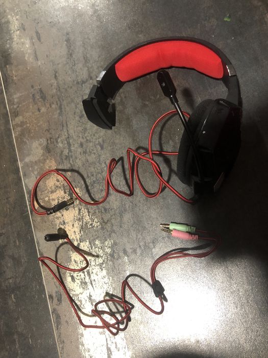 Volante e fones gamig + jogo