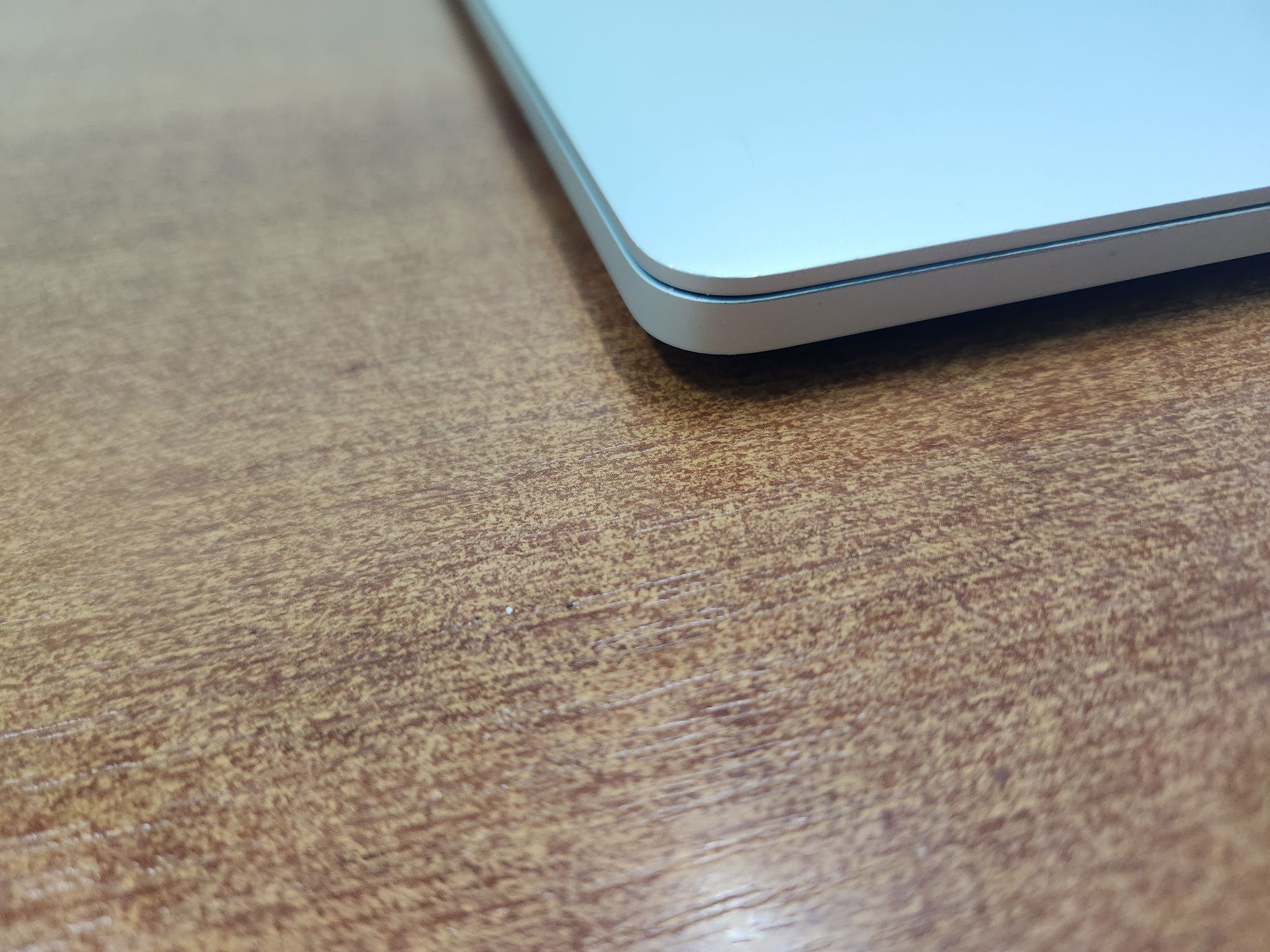 Apple Macbook Pro 16 i7/16/512 Silver