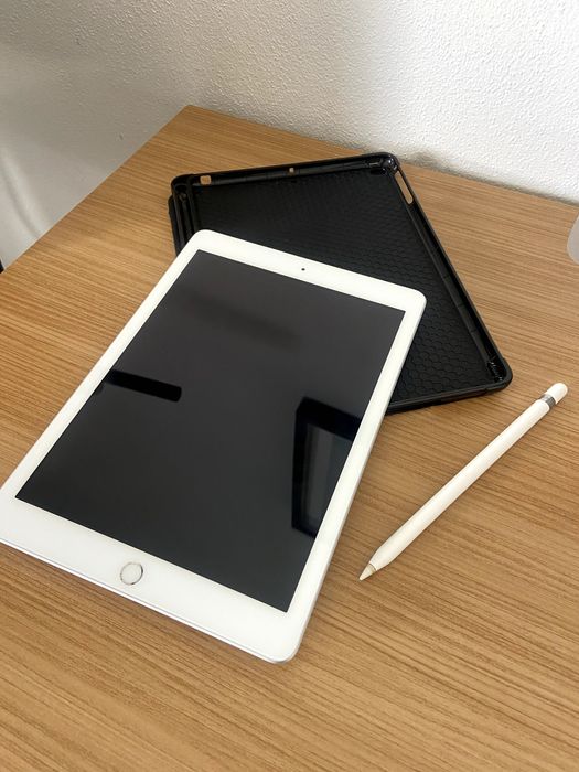 Ipad 6º geração e caneta 1º geração