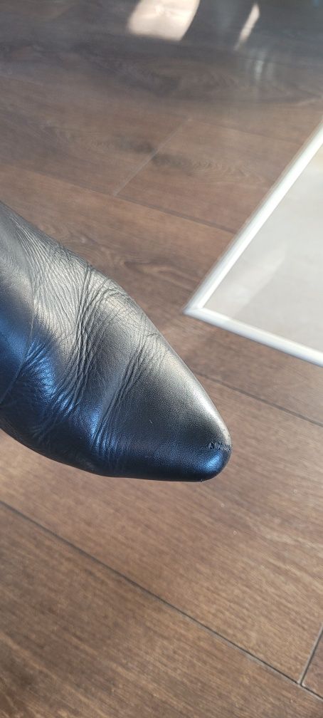 Botki GUESS czarne skórzane skóra obcas