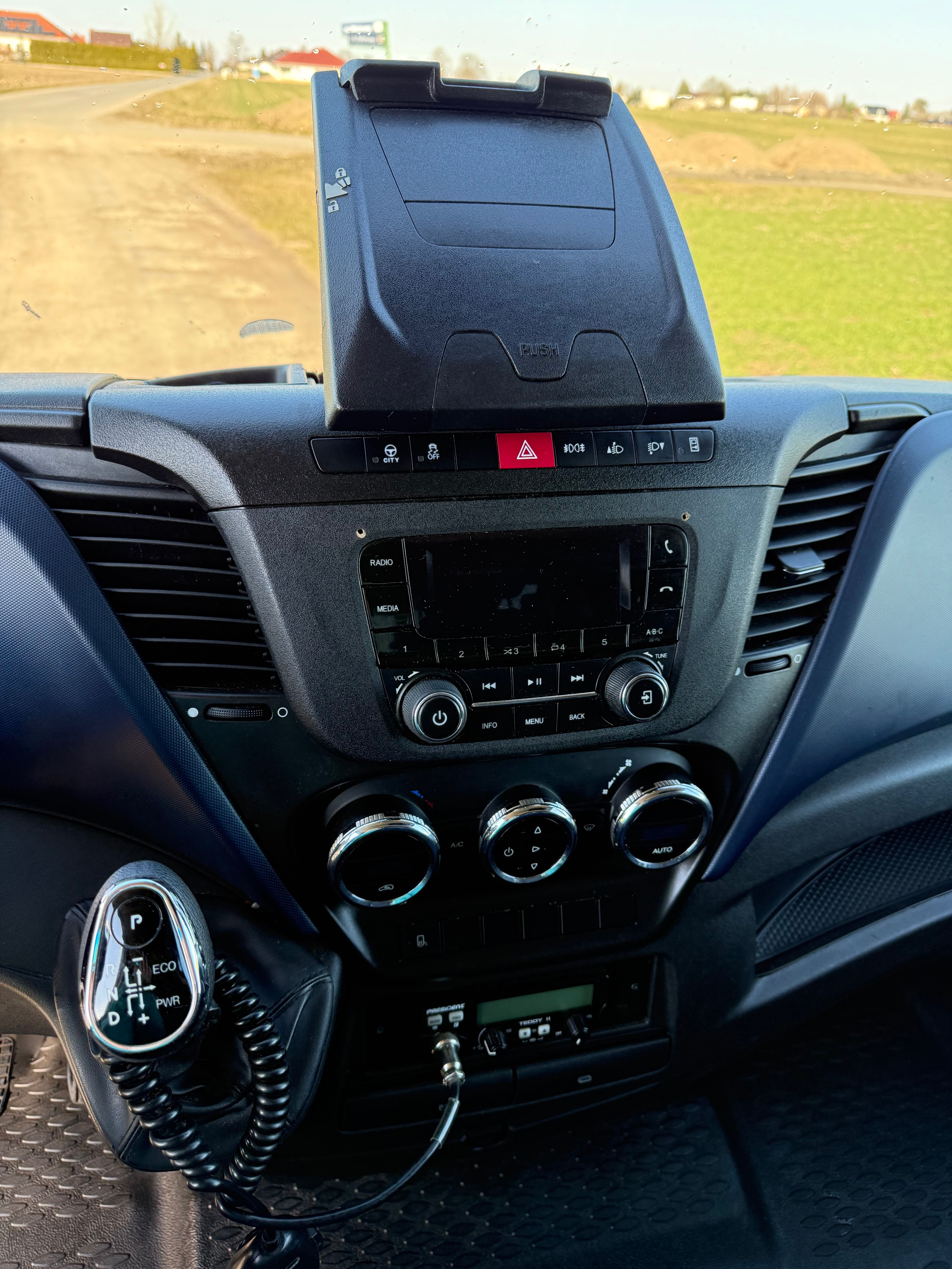 Sprzedam Iveco Daily 50C18 firanka 15 palet Międzynarodówka