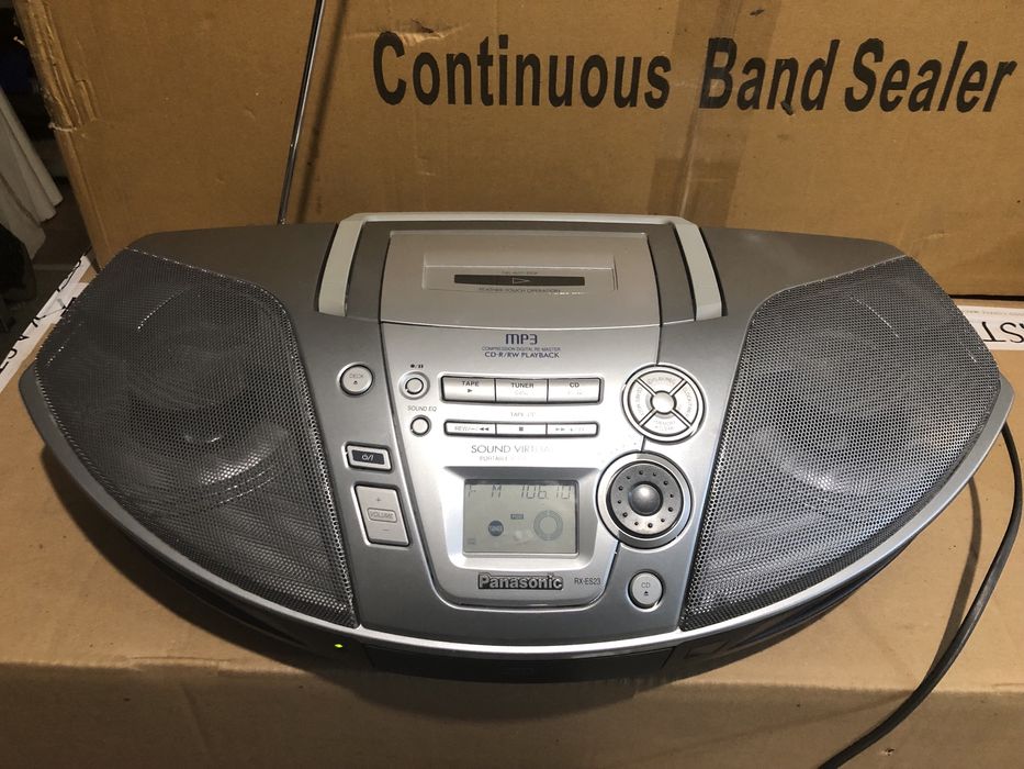 Магнітофон Panasonik rx-es23 центр, бумбокс.
