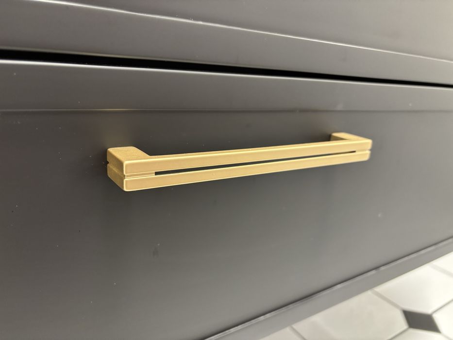 Uchyty złoto matowe ivo