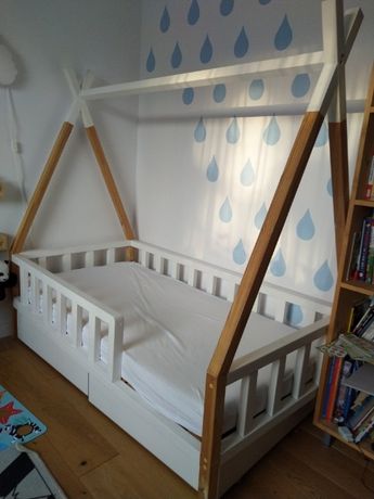 Łóżko dziecięce z drewna , styl skandynawski