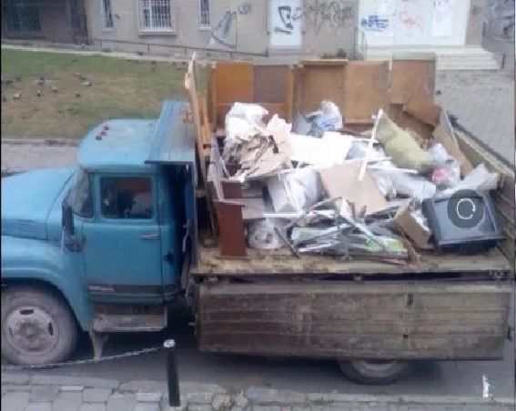 вынос строймусора вывоз строй мусора веток уборка грузчики погрузка