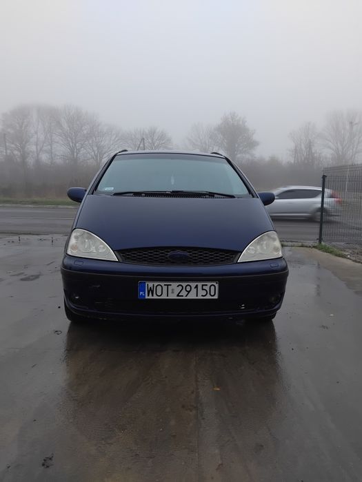 Продам авто 1.9 дизель сел и поехал 6 + 1 Ford