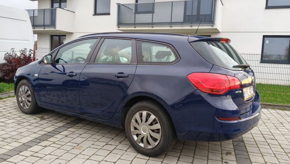 Opel Astra J // 2011 // 1.7 diesel