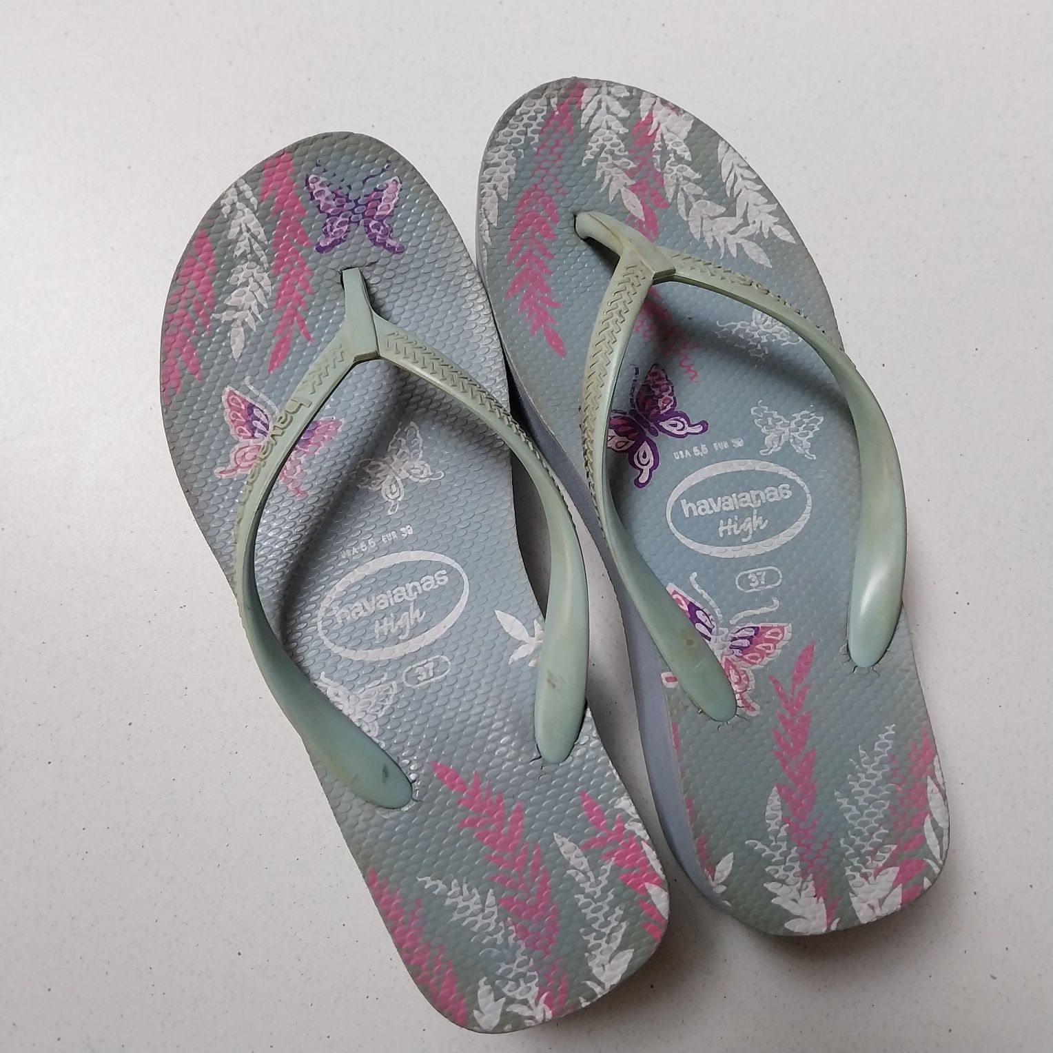 Chinelas Havaianas High