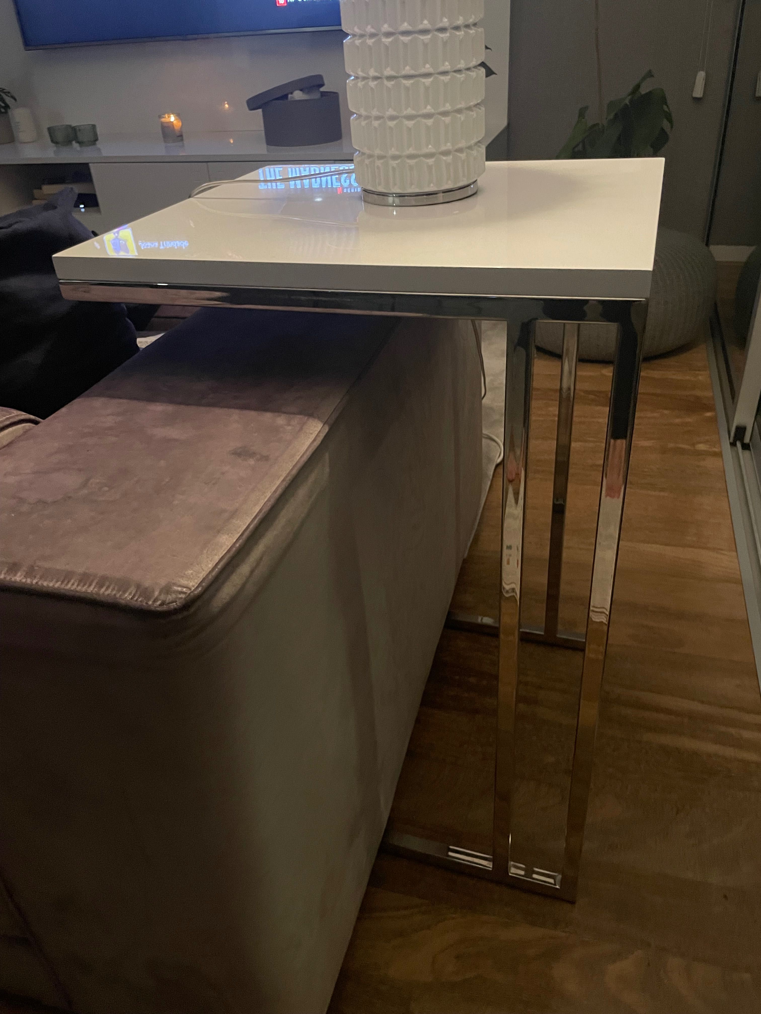 Mesa de apoio a sofá Alfaiate d’Interiores