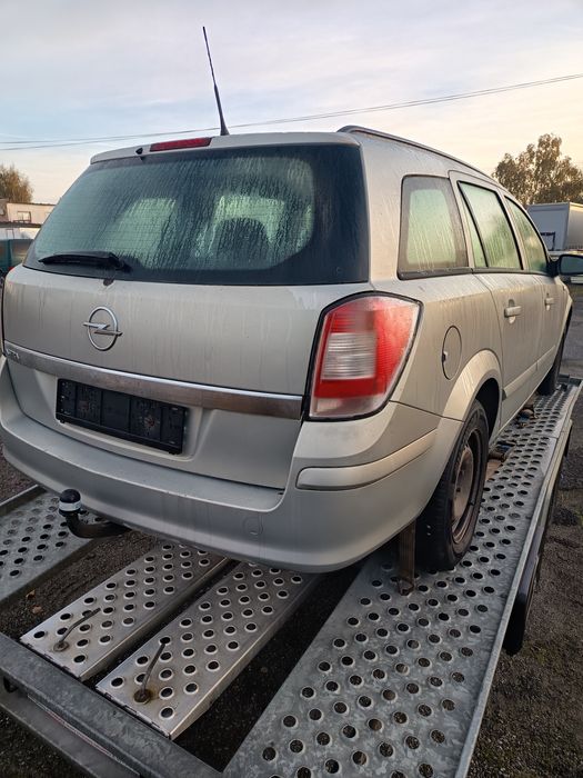 Opel Astra H kombi 2007r