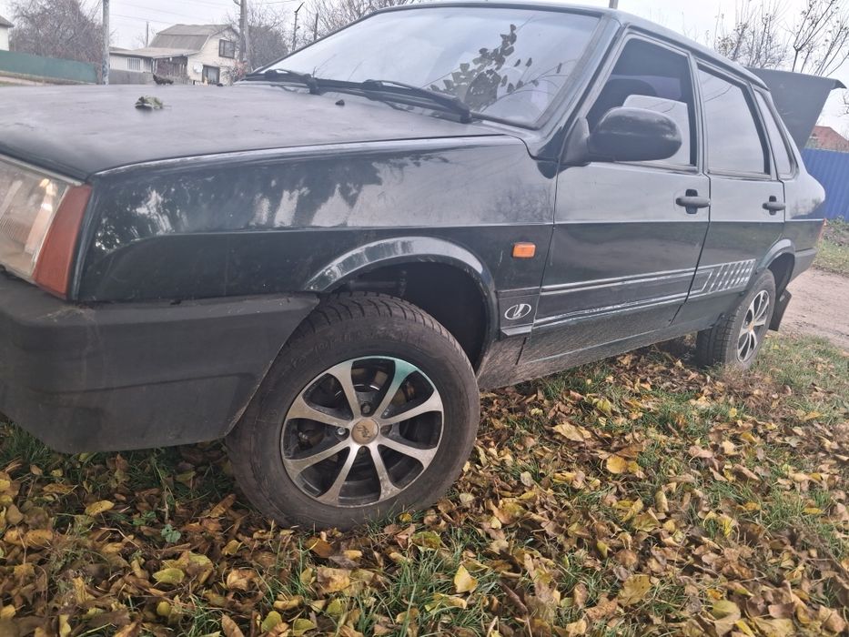ВАЗ 2199 в відмінному стані