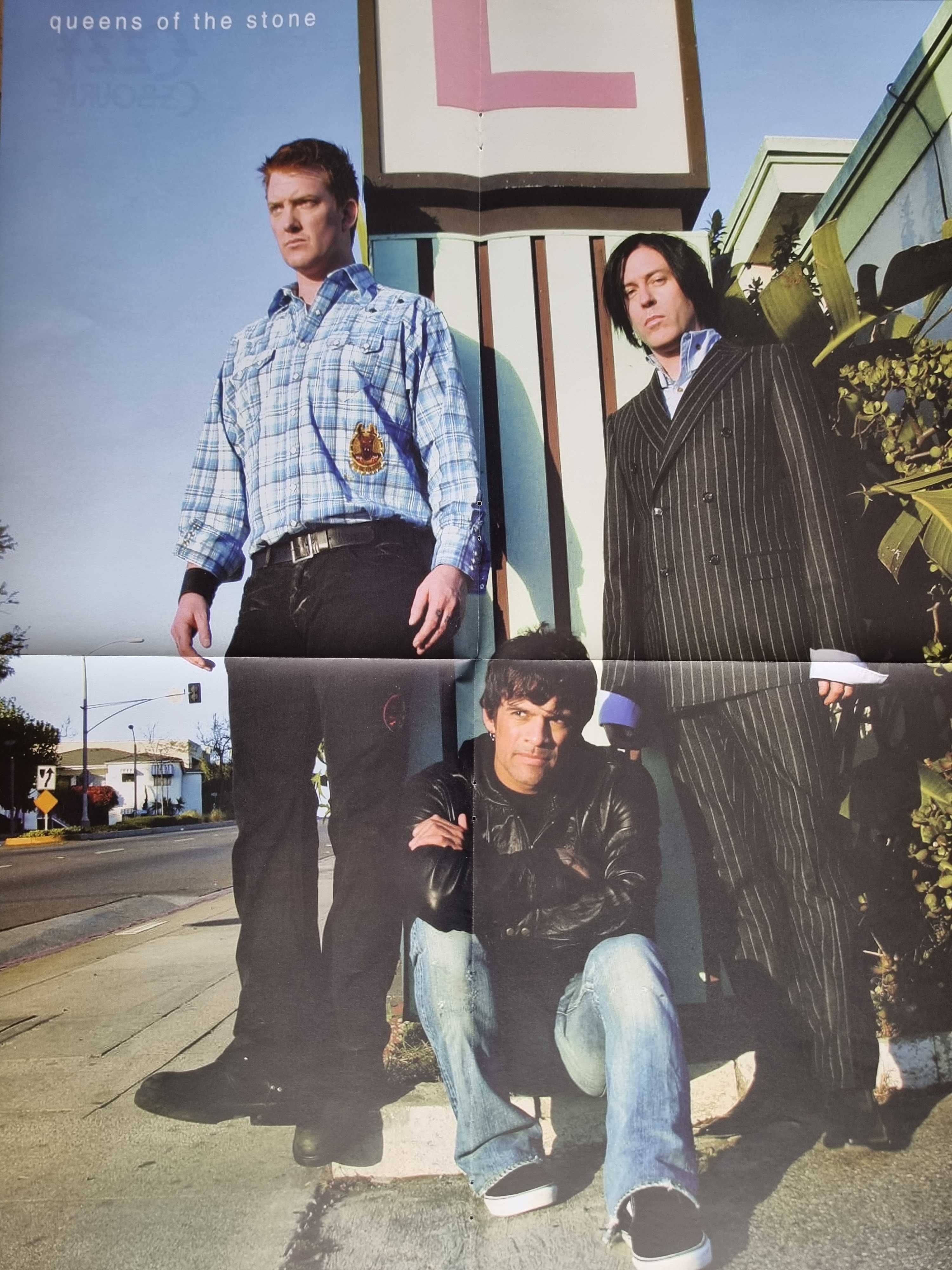 Plakat QUEENS OF THE STONE AGE z 2010 r. - Format A2 (ok. 40 x 55 cm)