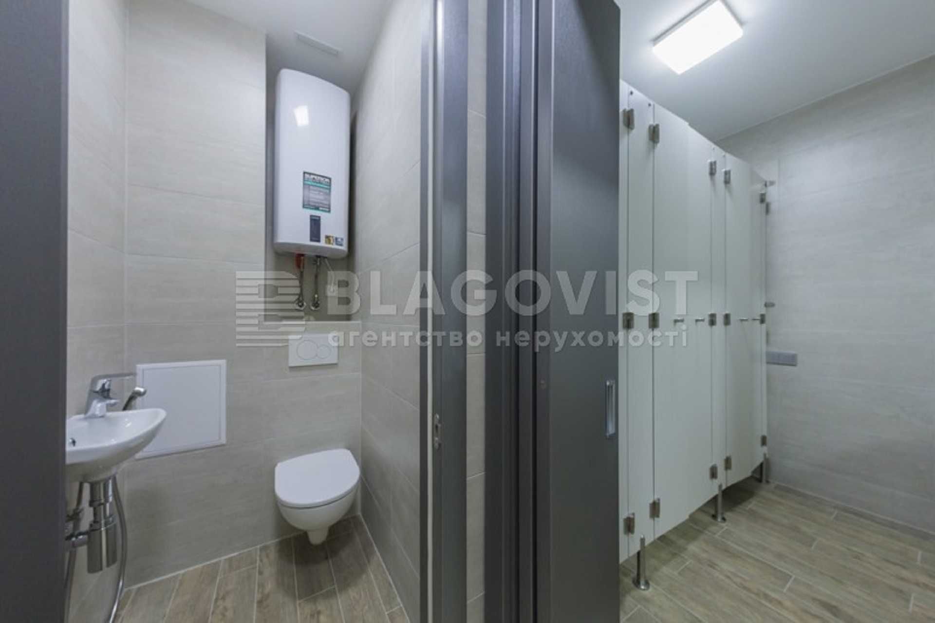 Щекавицька,30/39  нежитлове приміщення 225кв.м. Готель hostel  Поділ