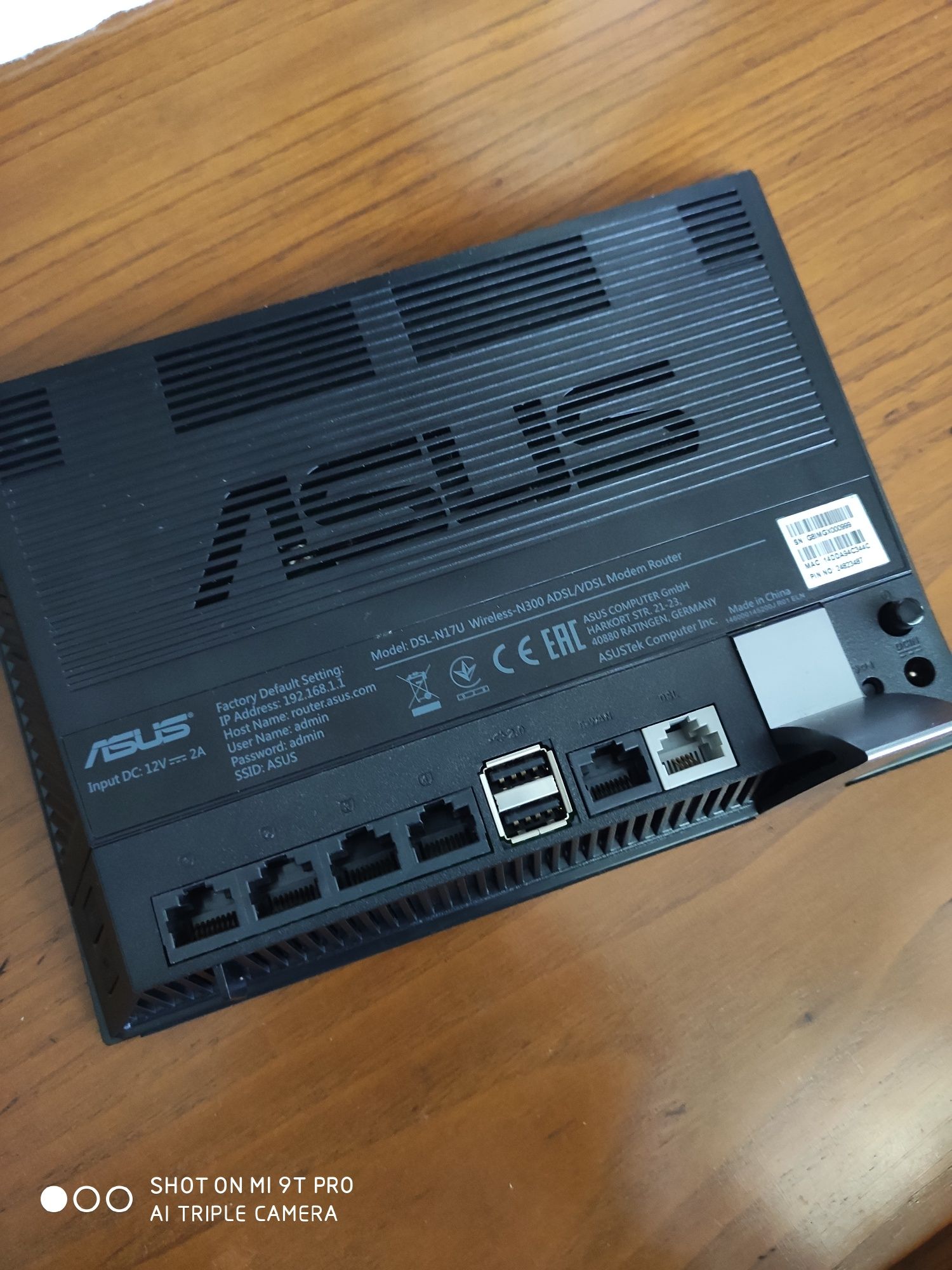 Modem/Router Asus DSL-N17U