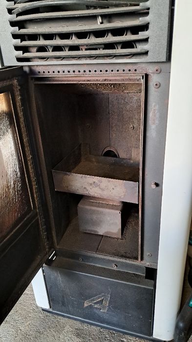 Salamandra a pallets