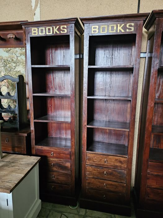 Regały biblioteki drewniane kolonialne