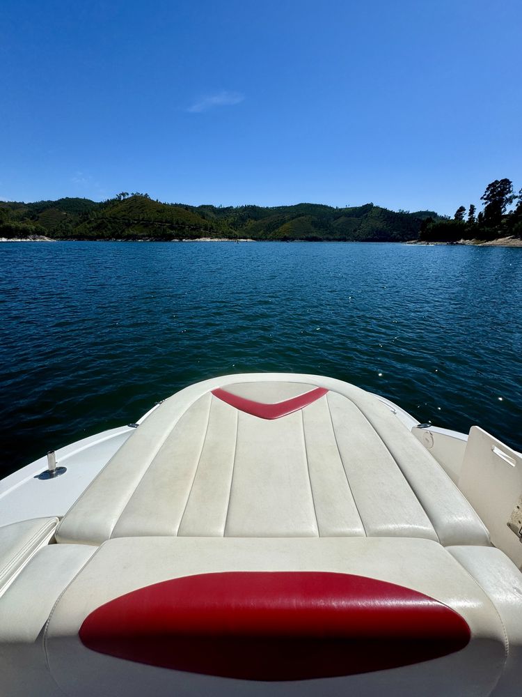 Barco Chaparral 236 SSX