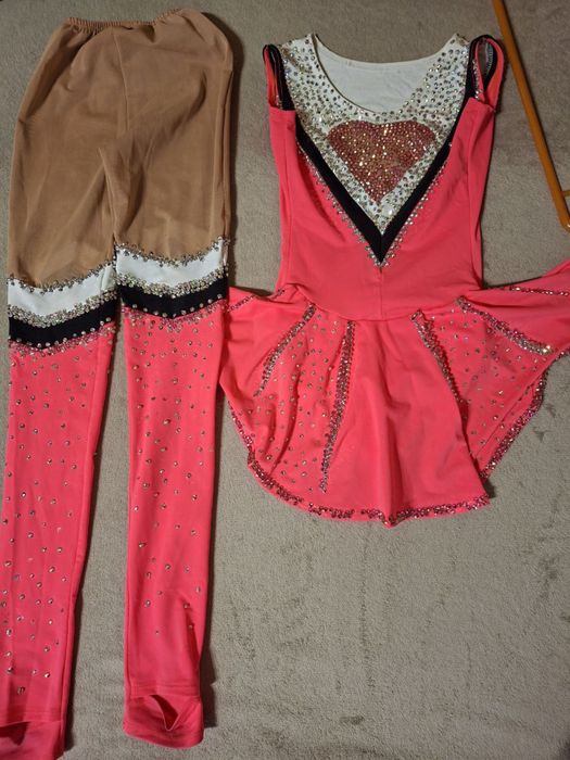 Костюм для гимнастики